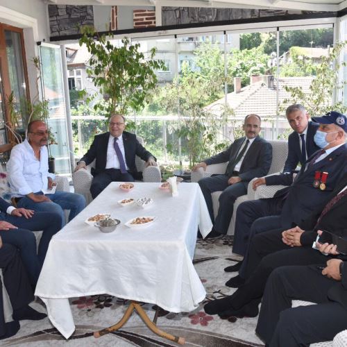 Başkanımız Dr.Ömer Selim ALAN'dan Şehitlik, Şehit Ailesi ve Gazi Ziyareti