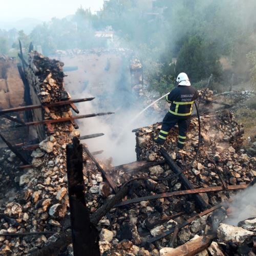 Manavgat'ta Yangın Söndürme Çalışmalarına Desteğimiz Sürüyor 