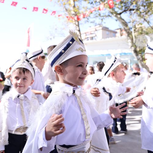 Sünnet Şölenimiz Renkli Görüntülere Sahne Oldu