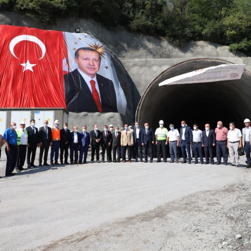 Mithatpaşa Tünelleri 'Işık Gördü' Töreni Yapıldı