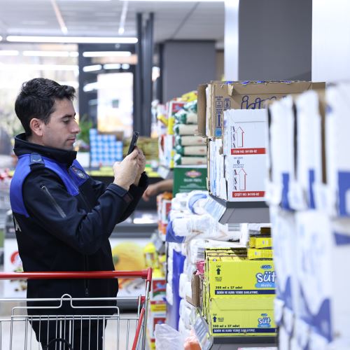 Zabıta Müdürlüğü Ekiplerimizden Market Denetimi