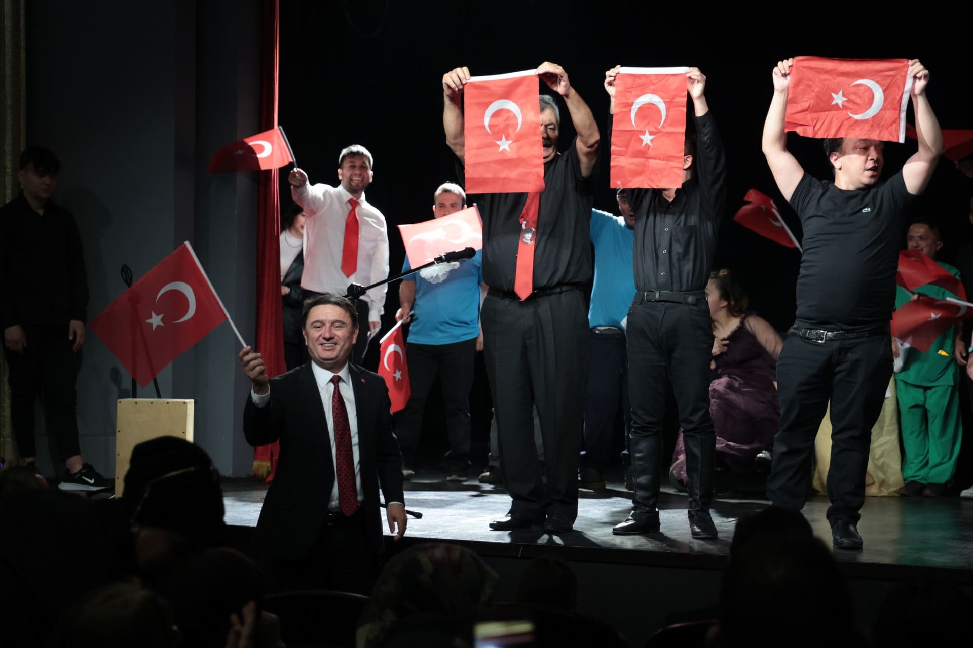 Başkanımız Sn.Tahsin ERDEM Engelsiz Yaşam Merkezimizin Düzenlediği Etkinliklere Katıldı 