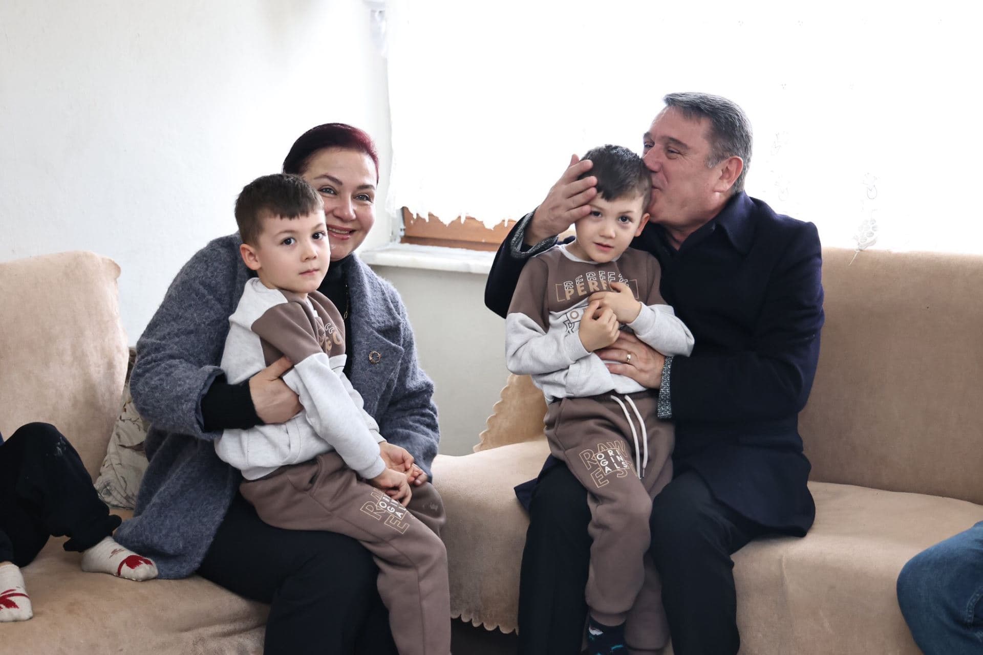 Süt Bebesi Projesi ile Minik Yüreklere Destek