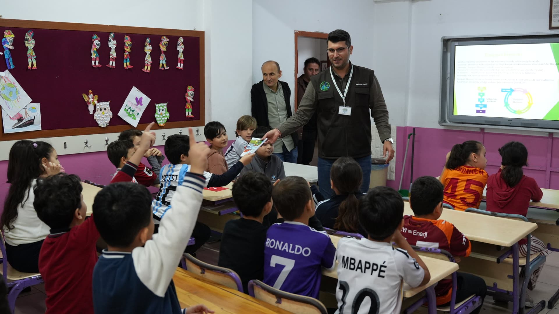 Öğrencilerimize Sıfır Atık ve Enerji Verimliliği Eğitimi Verdik
